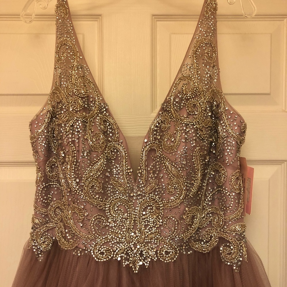 NWOT Prom/Pageant Dress - Picture 2 of 8